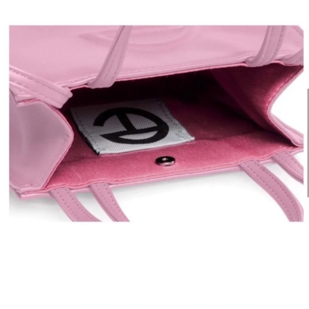 RARE bubblegum telfar bag - Picture 5 of 8